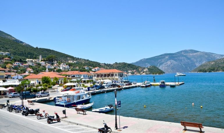 Lourandos Apartments